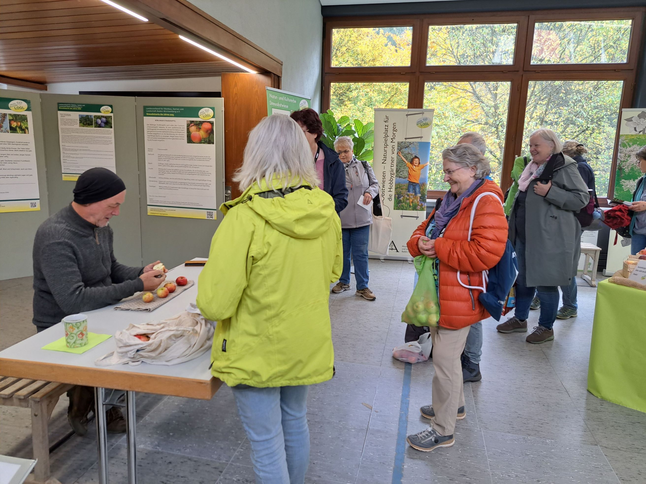 2025 10 09 Sortenbestimmung mit Sortenexperte Hans Thomas Bosch gmi 2